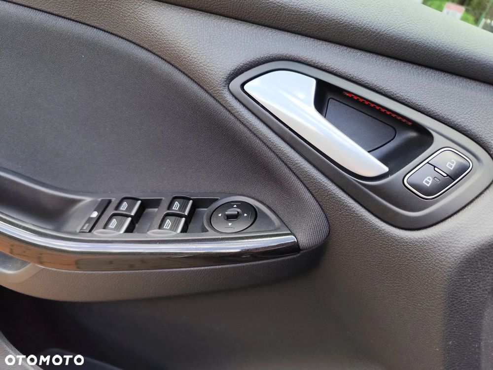 Ford Focus 1.0 EcoBoost ST-Line Black ASS - 16