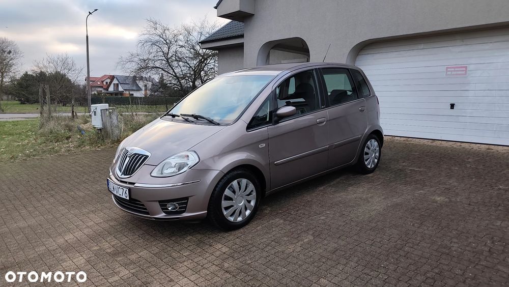 Lancia Musa 1.3 Multijet 16v DPF Gold - 11