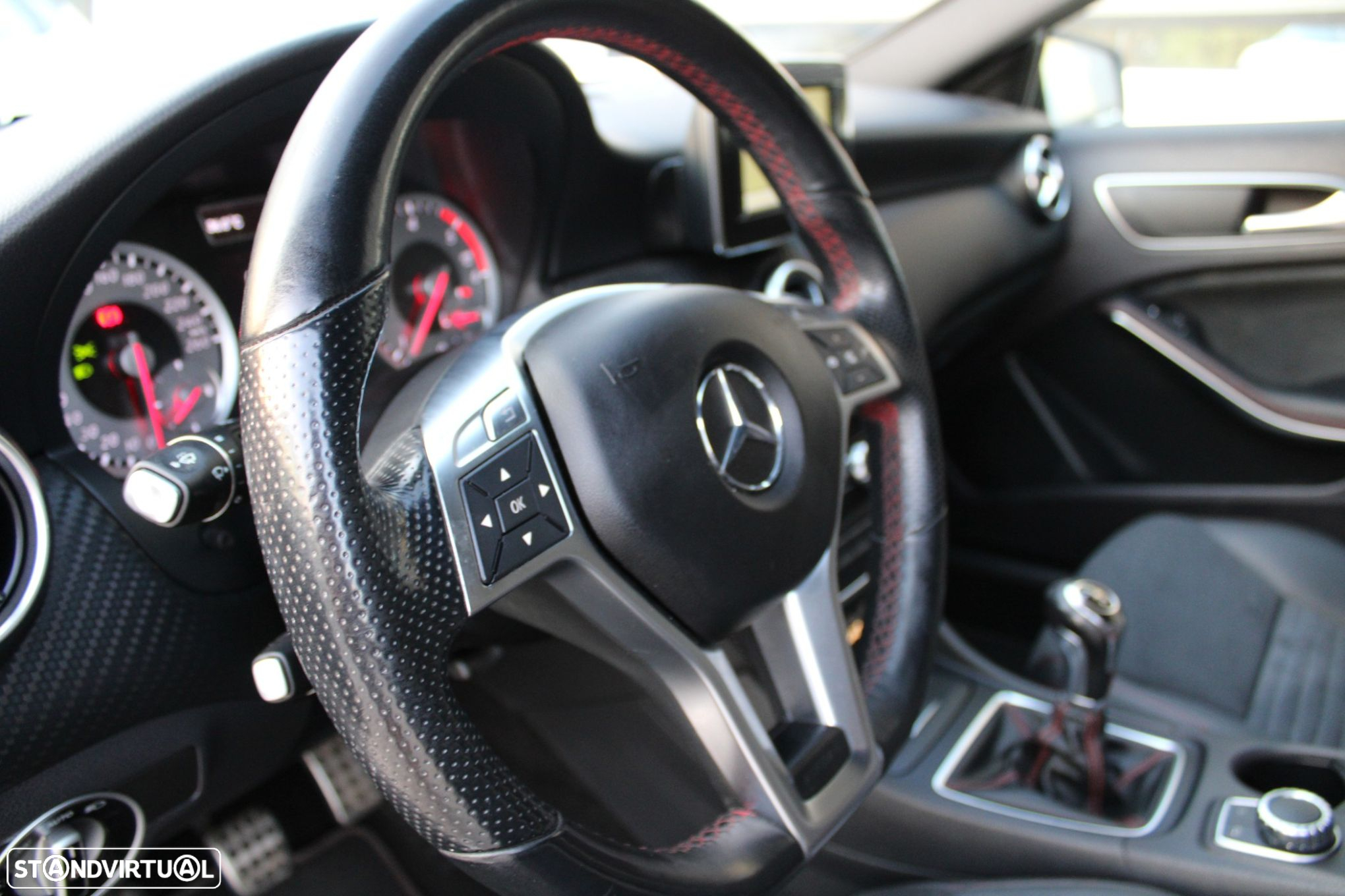 Mercedes-Benz A 200 - 6