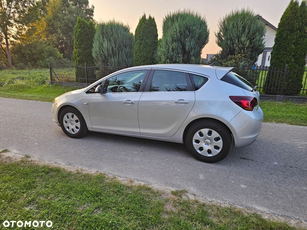 Opel Astra - 39