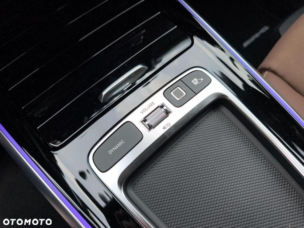 Mercedes-Benz GLB - 18