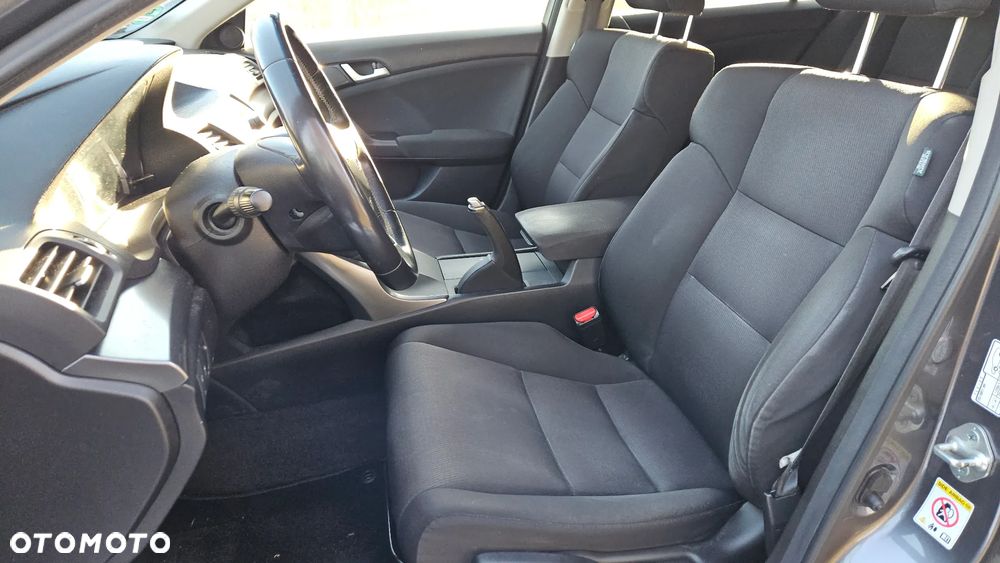 Honda Accord 2.0 Lifestyle - 8