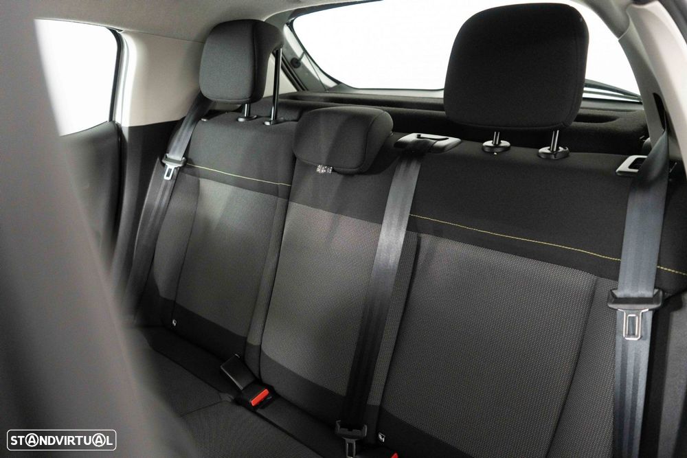 Citroën C3 1.2 PureTech Shine - 9