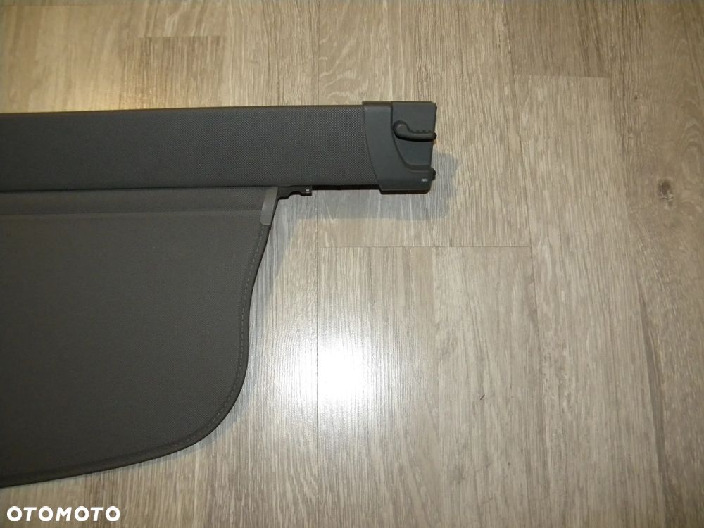 ROLETA BAGAŻNIKA AUDI A4 B8 AVANT KOMBI 07-15r POPIEL  8K9863553 NN3 - 2