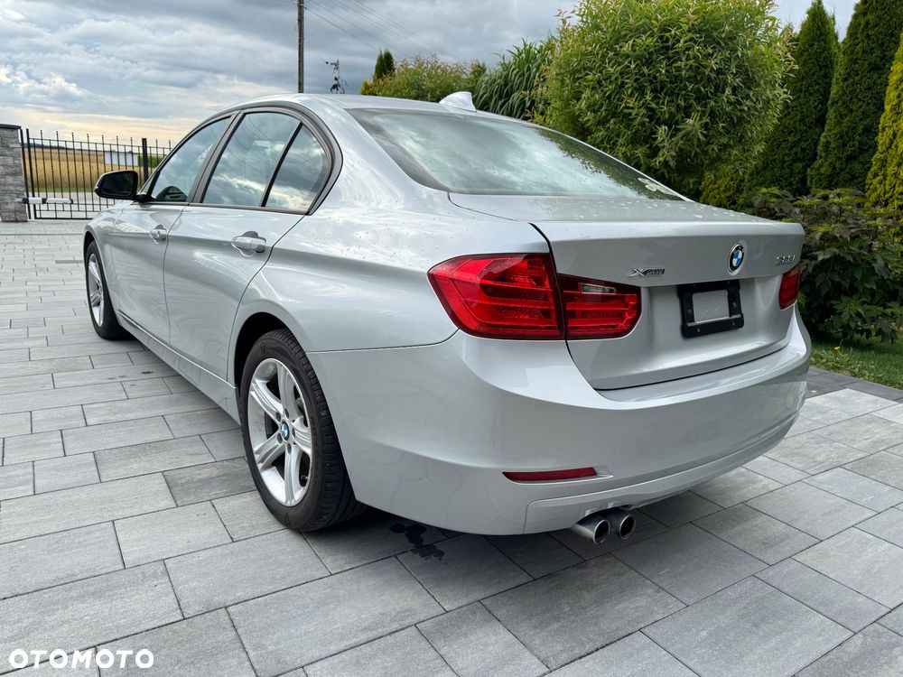 BMW Seria 3 328i xDrive - 4