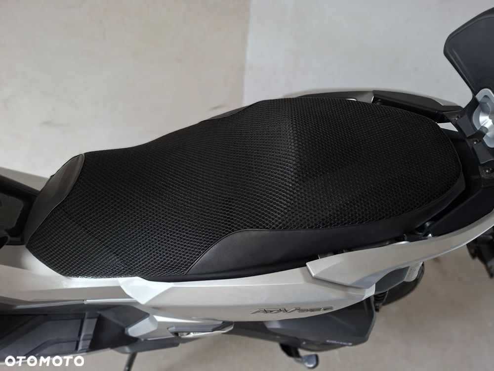Honda ADV350 - 20