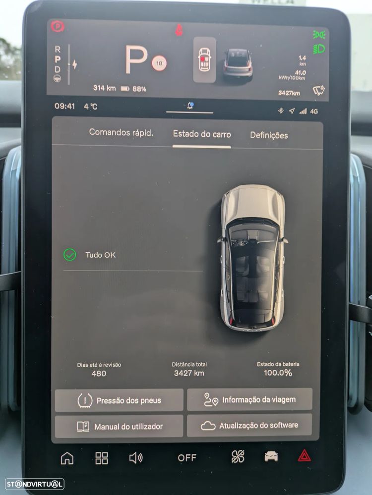 Volvo EX30 Single Motor Extended Range RWD Ultra - 21