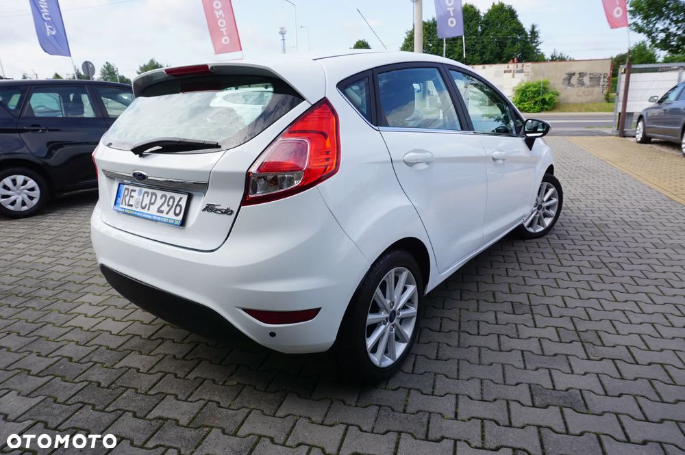 Ford Fiesta 1.25 Titanium EU5 - 6
