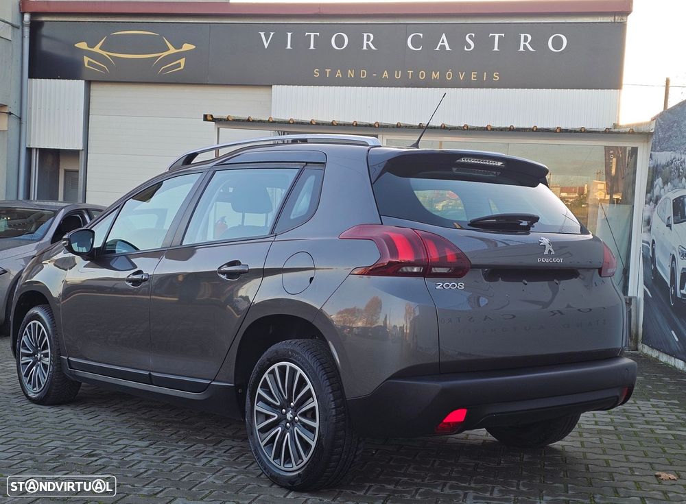 Peugeot 2008 1.2 PureTech Active - 5