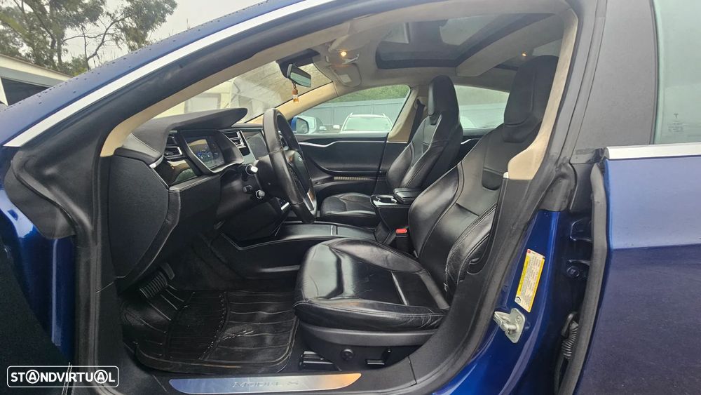 Tesla Model S Standard - 13