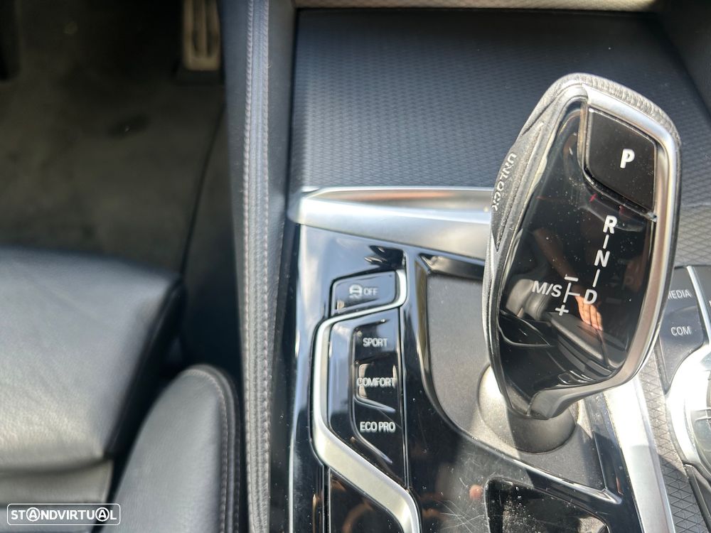 BMW 520 d Pack M Auto - 26