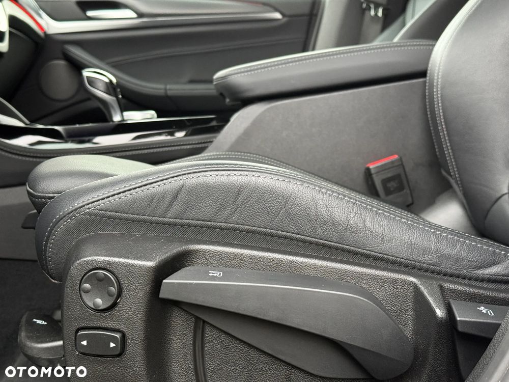 BMW X4 xDrive30i M Sport - 30