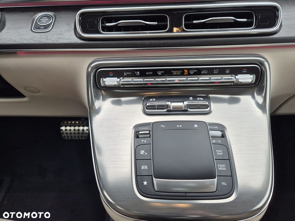 Mercedes-Benz Klasa V - 13