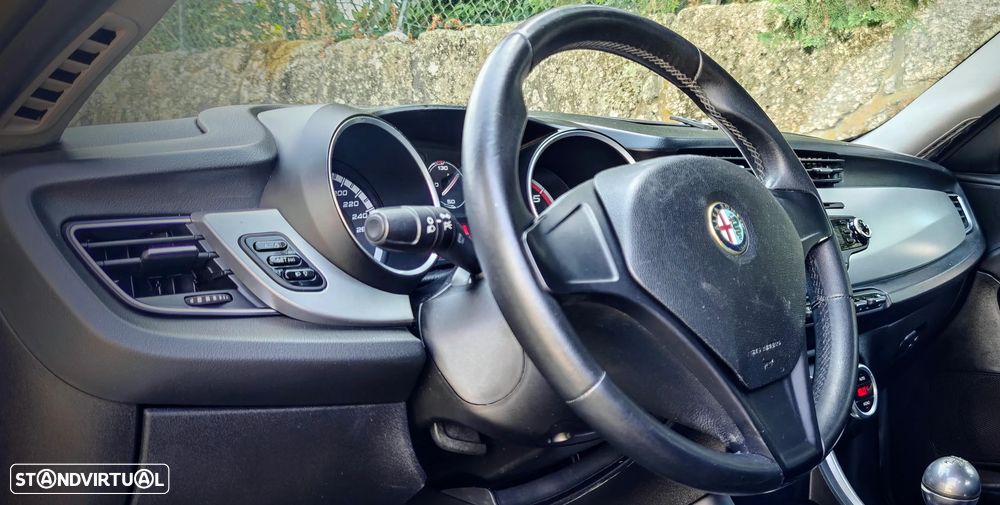 Alfa Romeo Giulietta 1.6 JTDM 16V Sport - 19