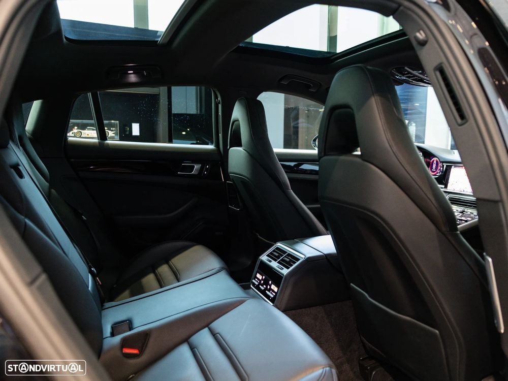 Porsche Panamera 4S E-Hybrid - 39