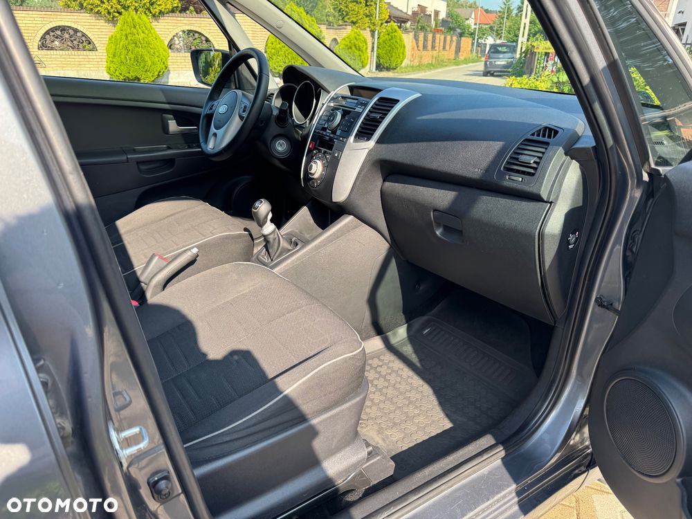 Kia Venga 1.4 L - 23