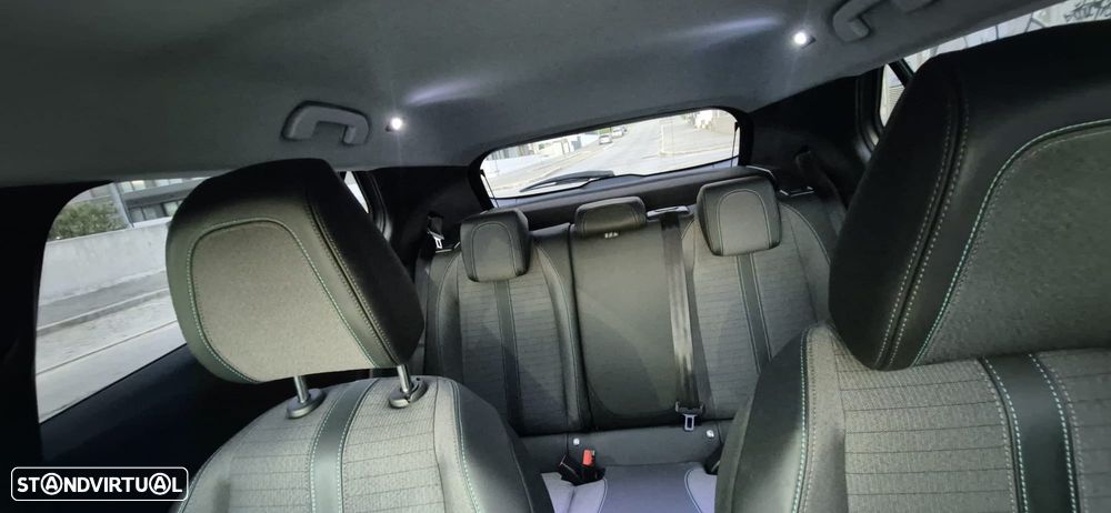 Peugeot 2008 1.2 PureTech Allure Pack - 9
