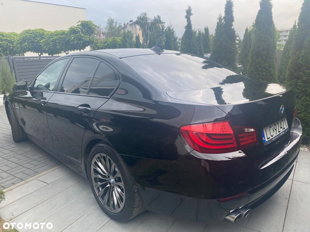 BMW Seria 5 520i - 4