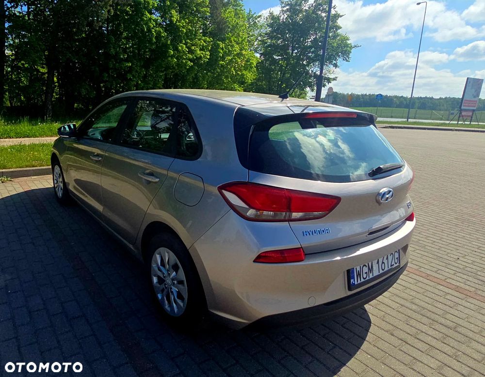 Hyundai i30 1.4 Premiere Comfort - 15
