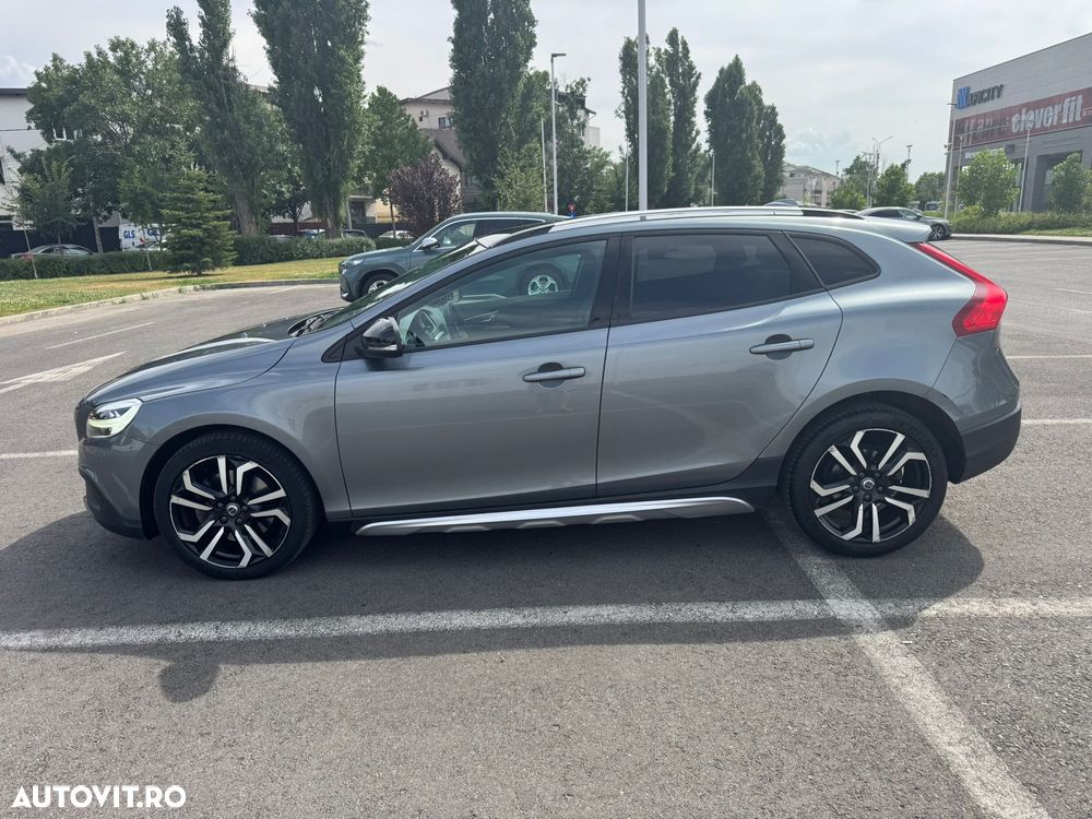 Volvo V40 D2 Aut. Momentum - 4