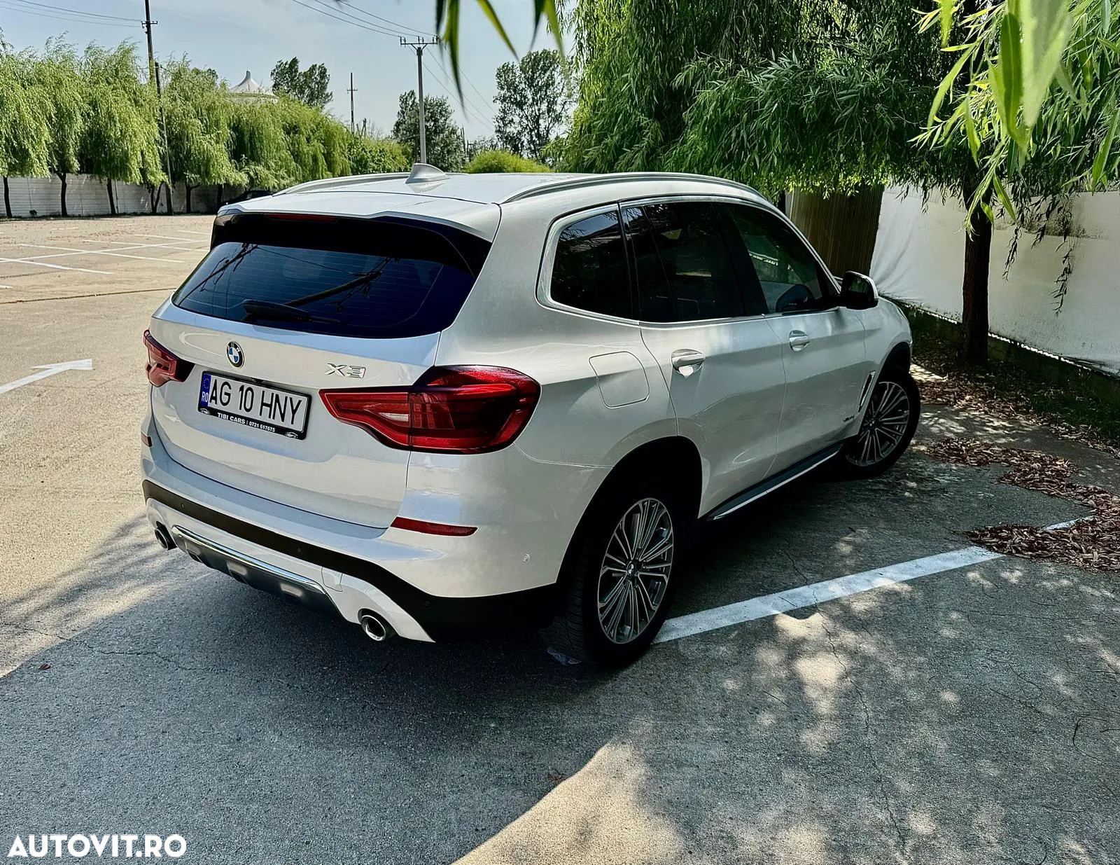 BMW X3 xDrive20d AT Luxury Line - 10