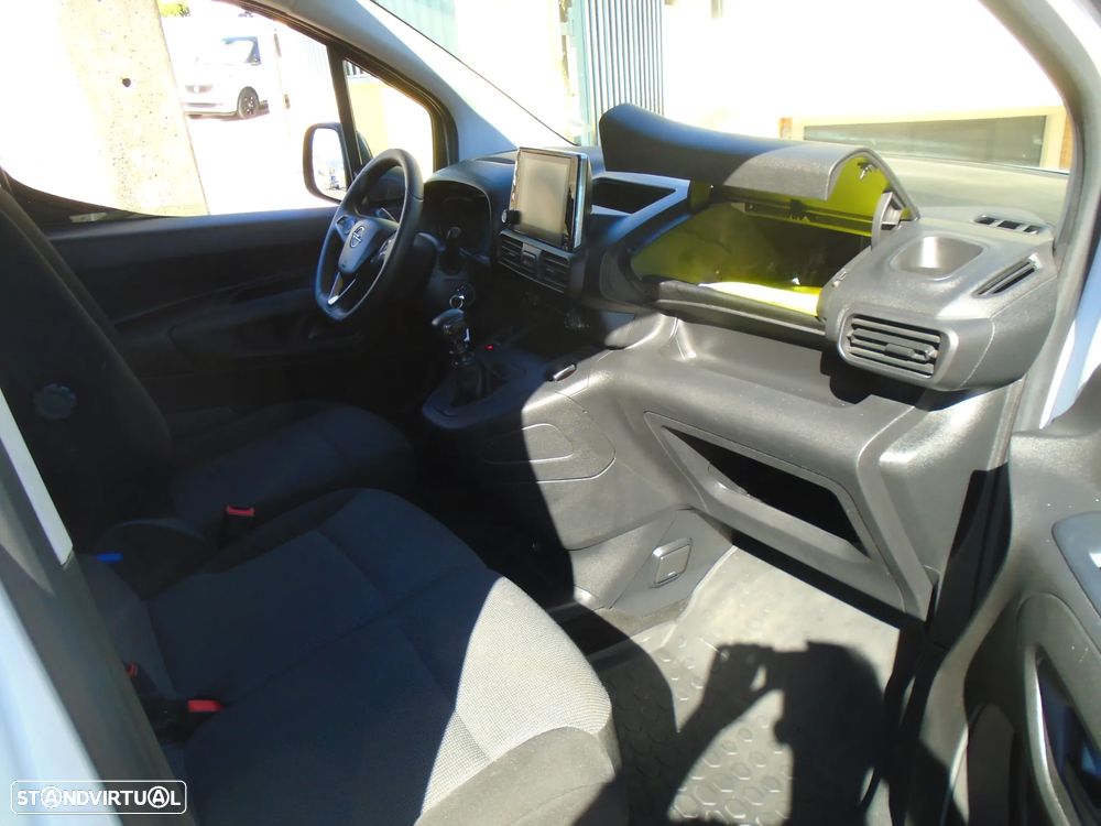 Opel COMBO  LONGA-NACIONAL-3 Lugares-102CV-6V-IVA DEDUTIVEL - 42