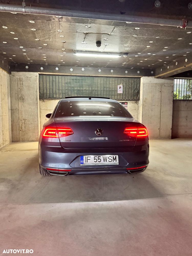Volkswagen Passat - 25
