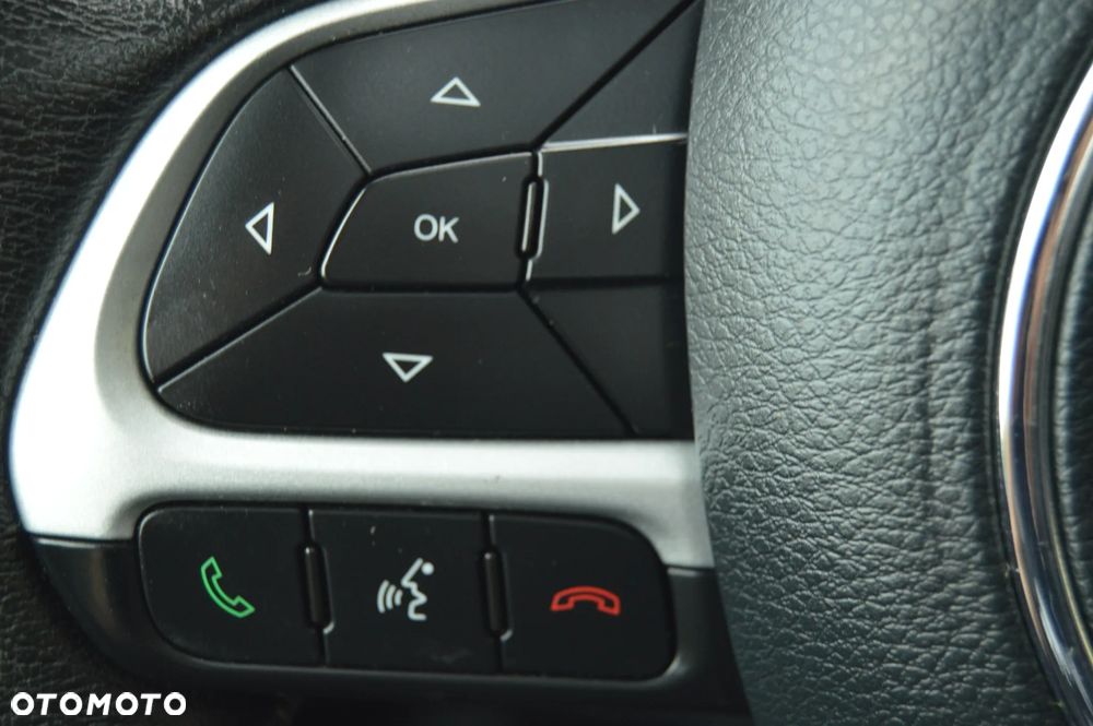 Jeep Renegade 1.4 MultiAir Limited - 17