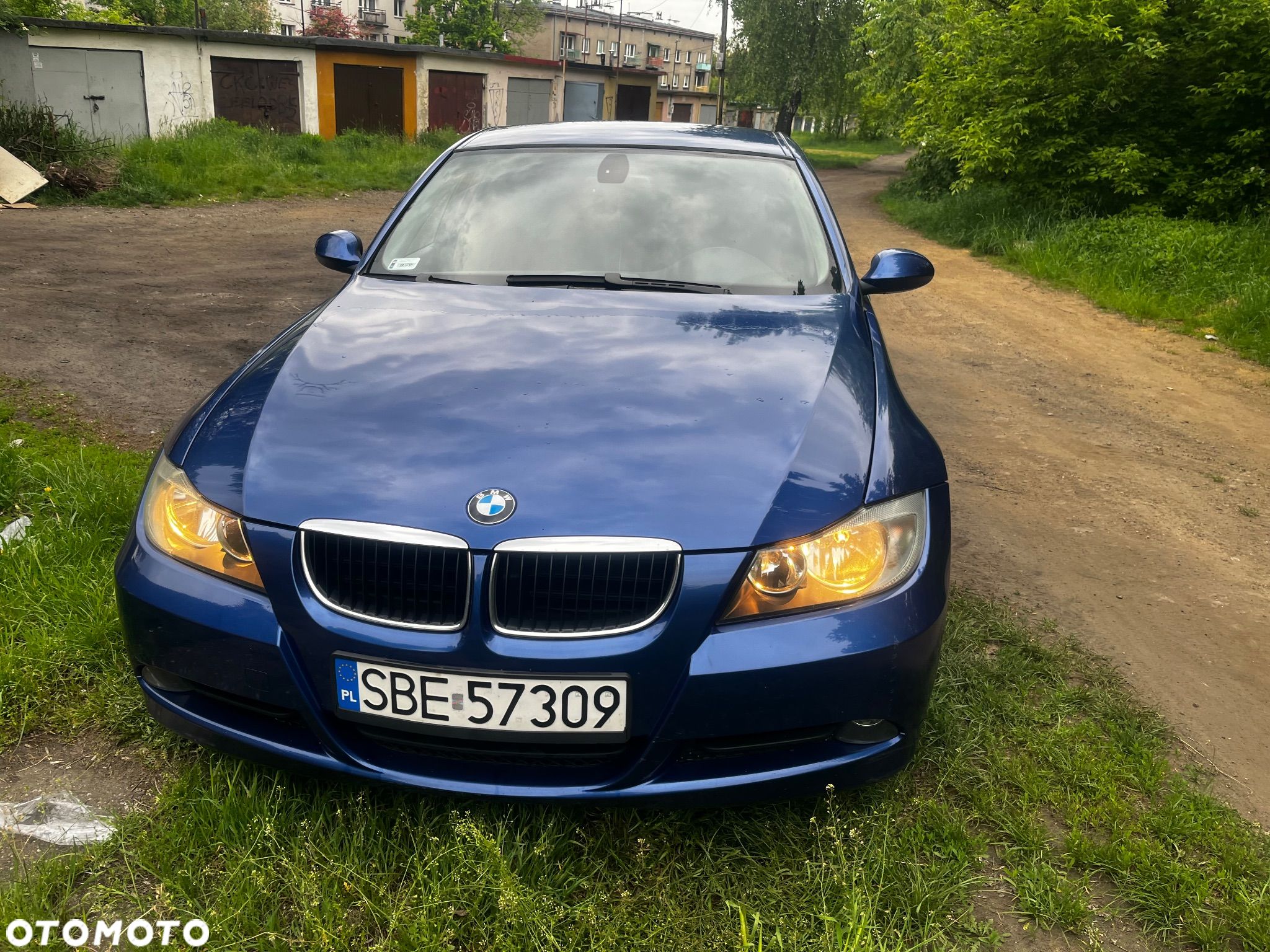 BMW Seria 3 318i - 1