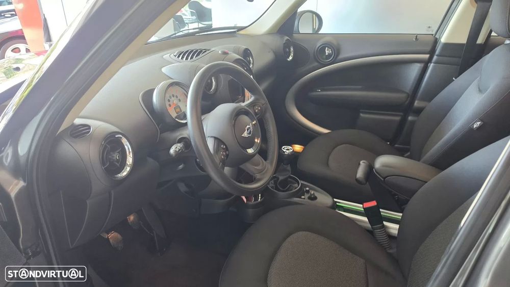 MINI Countryman One D - 6
