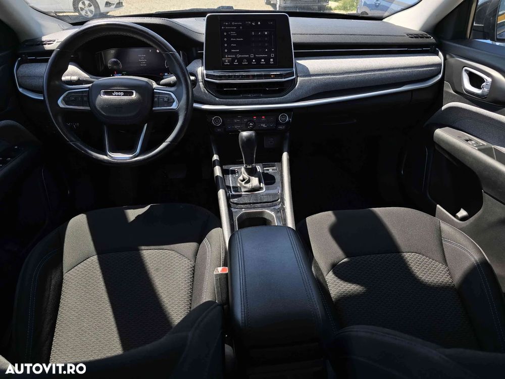 Jeep Compass - 11