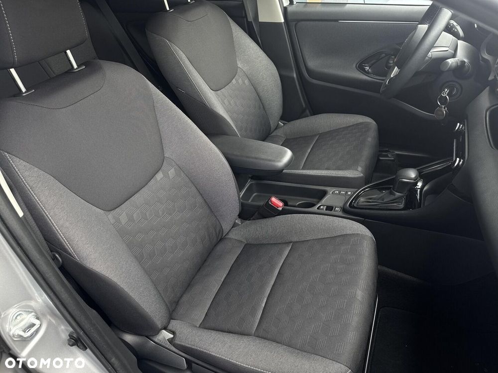 Toyota Yaris Hybrid 1.5 Style - 13