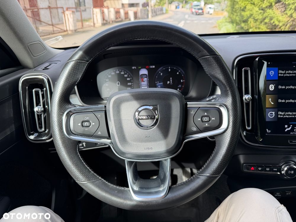 Volvo XC 40 D4 AWD Geartronic Momentum - 22
