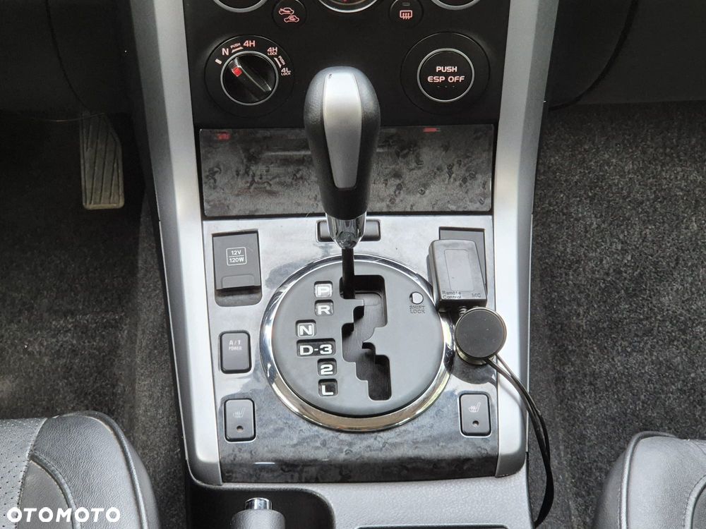 Suzuki Grand Vitara 2.4 De Luxe - 35