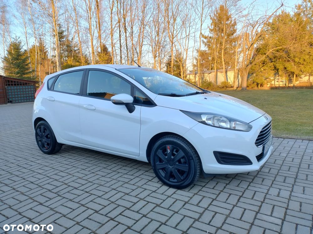 Ford Fiesta 1.25 Champions Edition - 16