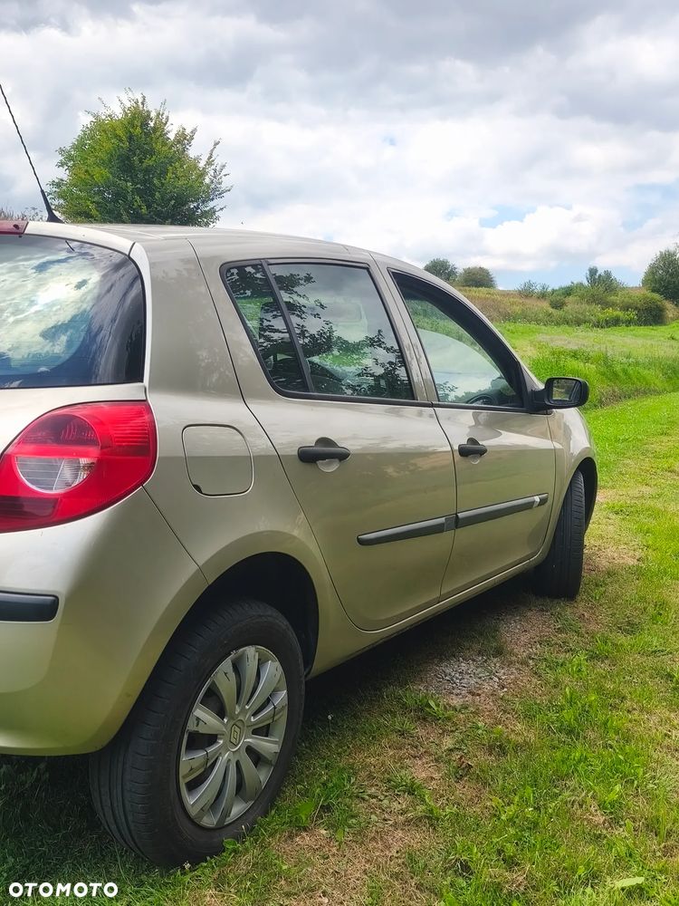Renault Clio 1.2 16V Dynamique - 5