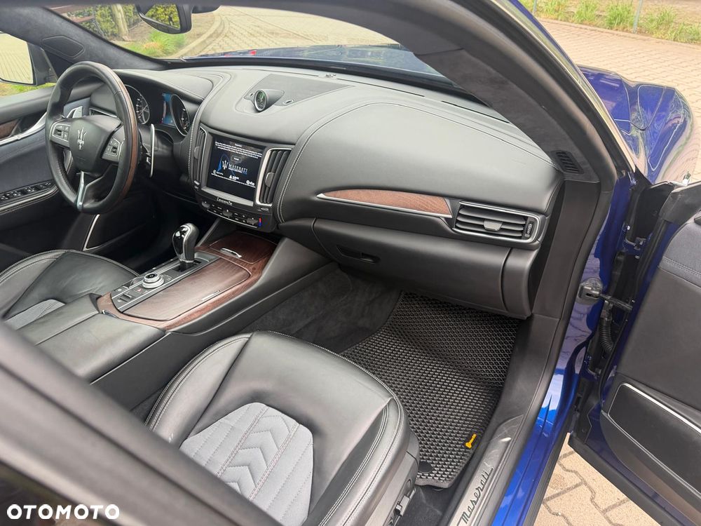 Maserati Levante S Q4 - 19