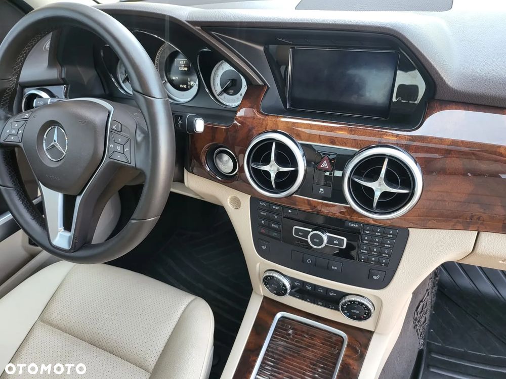 Mercedes-Benz GLK 350 4Matic BlueEFFICIENCY 7G-TRONIC - 11