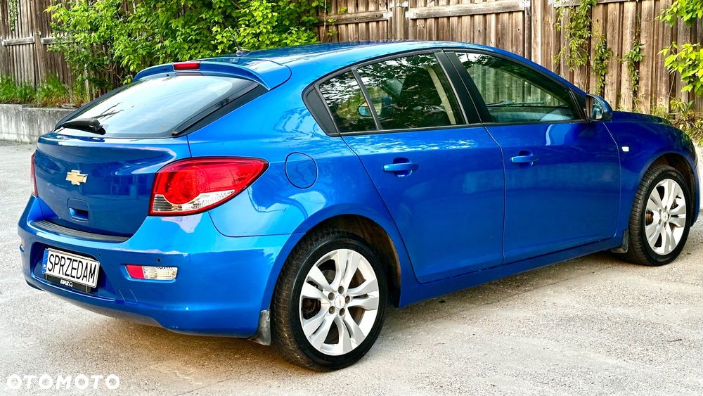 Chevrolet Cruze 1.6 LT - 5
