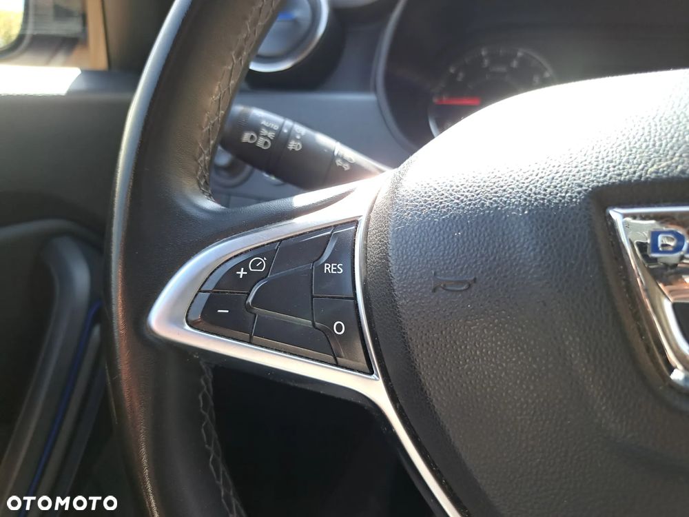 Dacia Duster 1.0 TCe SL Celebration - 18