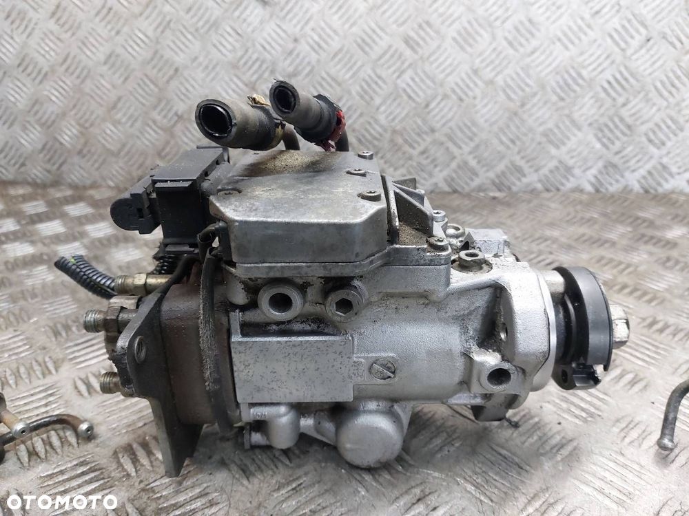 POMPA WTRYSKOWA + WTRYSKIWACZE FOCUS MK1 1.8 TDDI 0470004007 0986444501 - 3