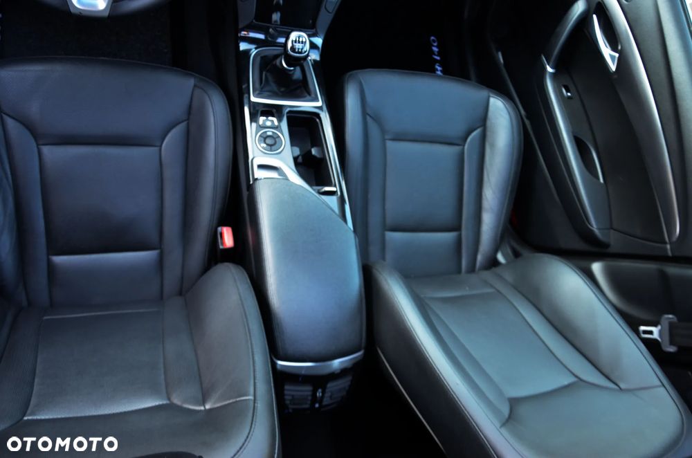 Hyundai i40 i40cw 2.0 Premium - 24