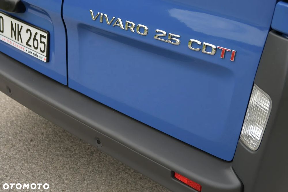 Opel VIVARO 2.5 CDTi 145KM * Z Niemiec * KLIMA * AUTOMAT * ZNAKOMITY STAN! - 21
