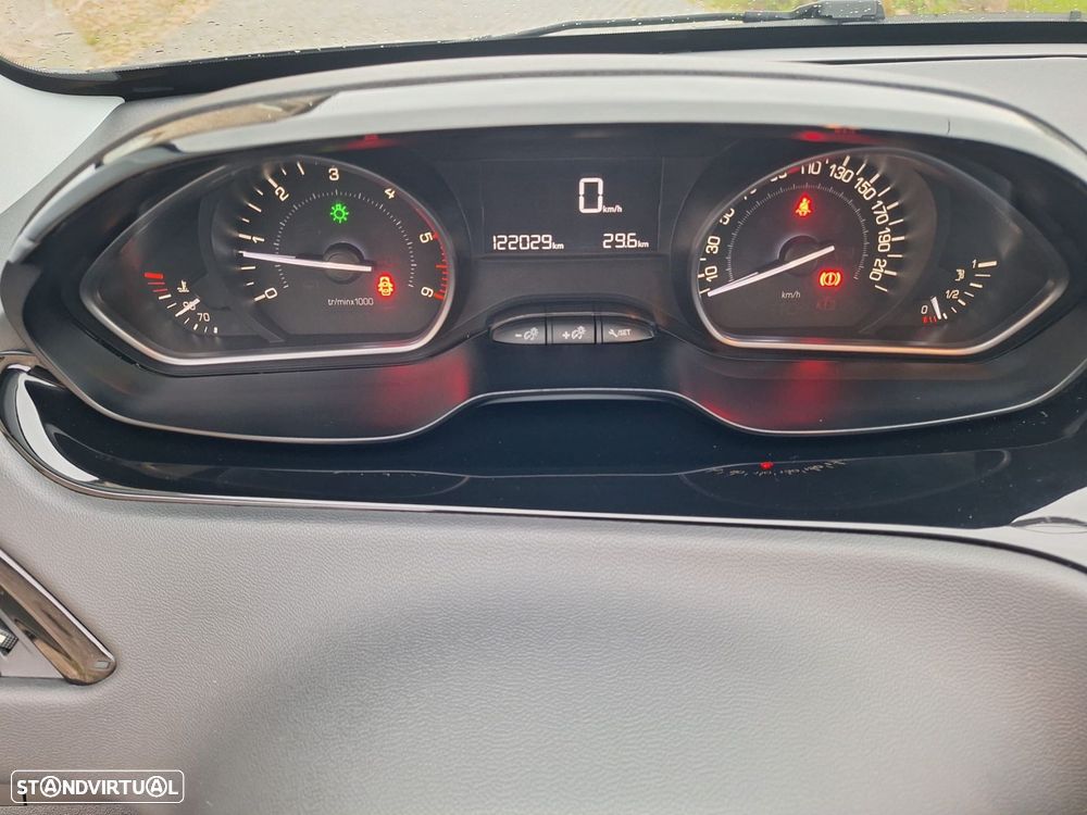 Peugeot 208 1.4 HDi Active - 14