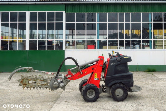 Ditch Witch Zahn R300 - 3