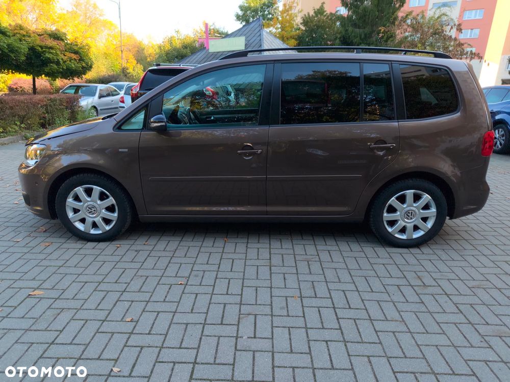 Volkswagen Touran - 33