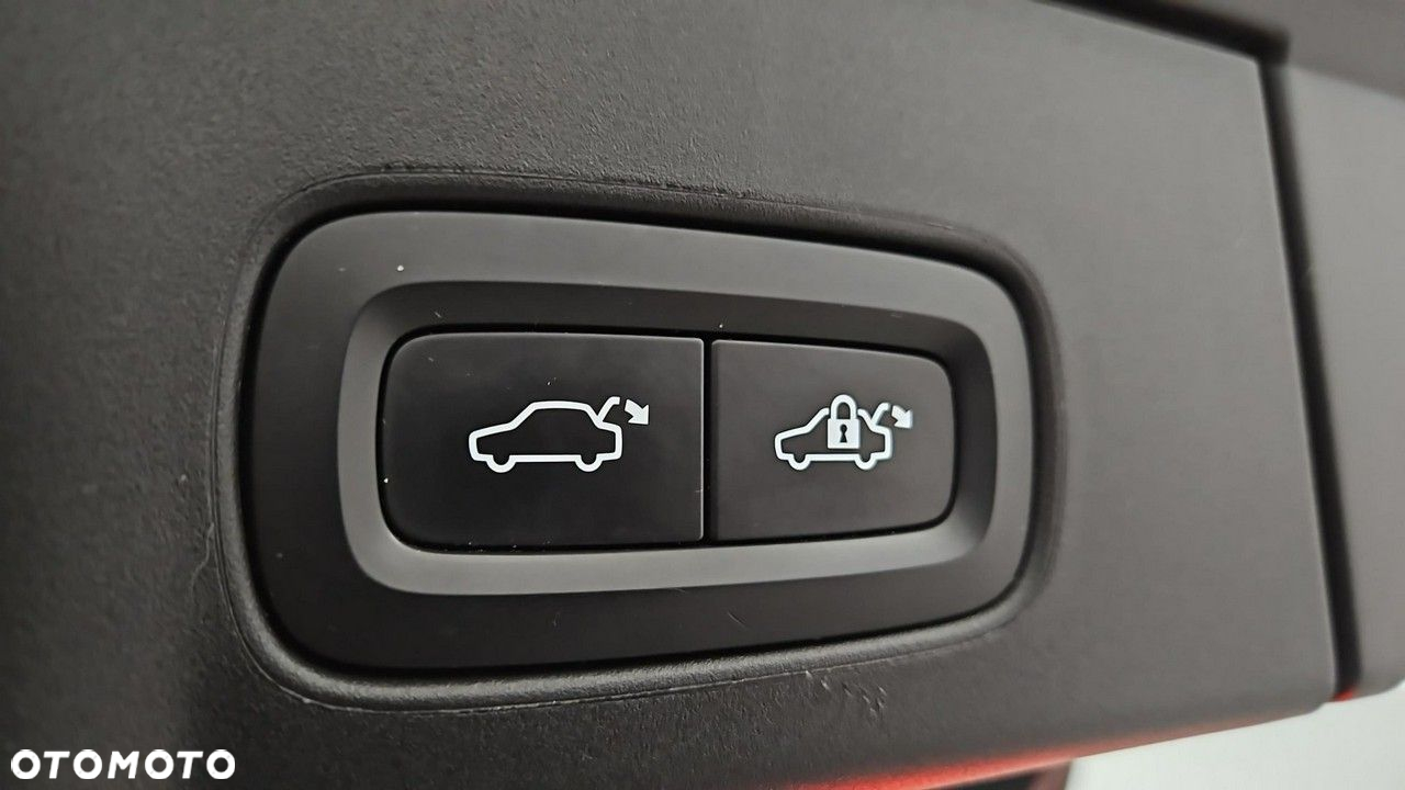 Volvo V90 - 25