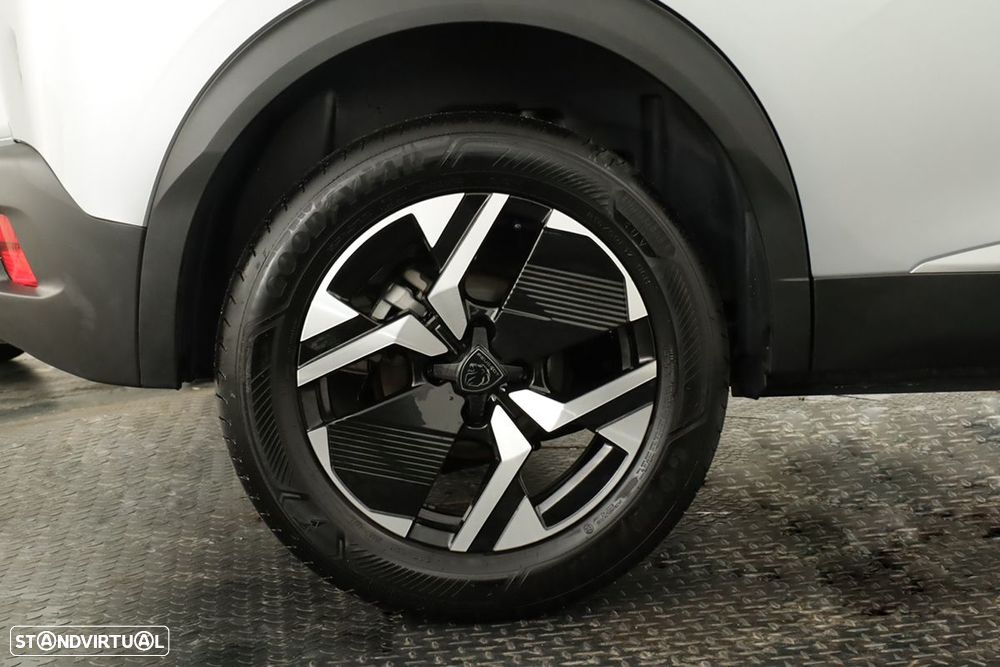 Peugeot 2008 1.2 PureTech Allure - 5
