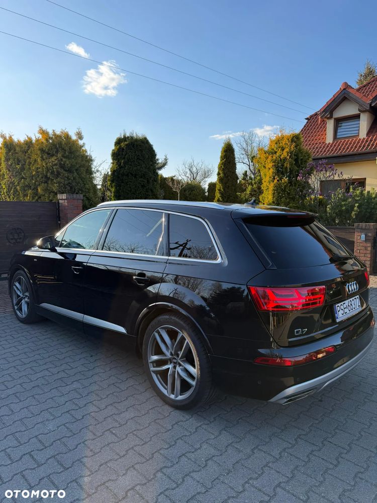Audi Q7 - 3