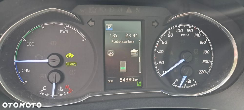 Toyota Yaris Hybrid 100 Selection Platinum - 8